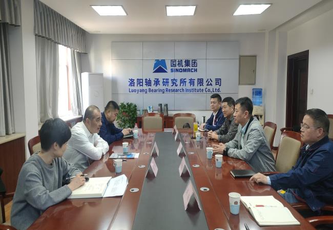机械工业职业技能鉴定指导中心主任史仲光到轴研所调研指导